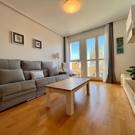 Atuaire Home La Catedral En El Salon Parking Incluido Burgos Exterior photo
