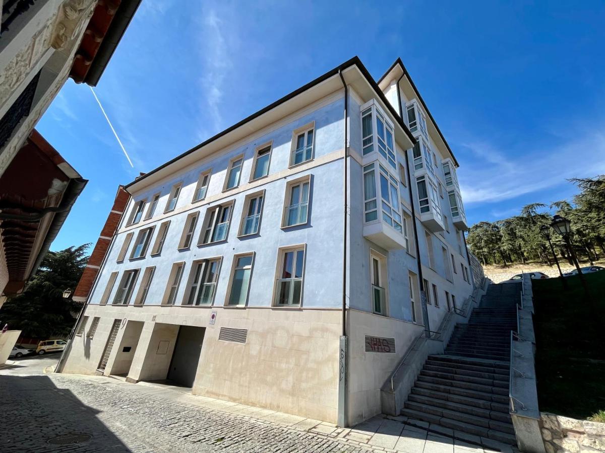 Atuaire Home La Catedral En El Salon Parking Incluido Burgos Exterior photo